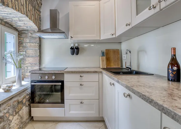 Casa Conrad Οπατία