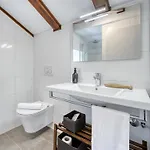 Casa Conrad * أوباتيا