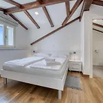 Casa Conrad أوباتيا